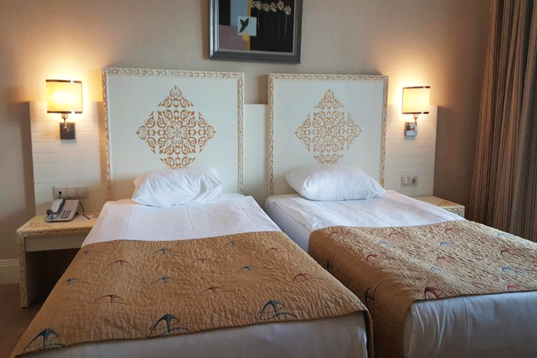 cheap resort hotels to Spend holiday with family