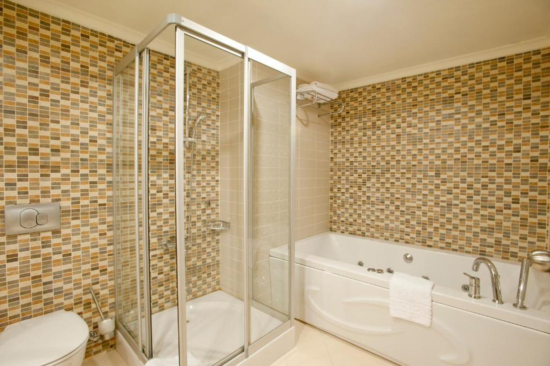 cheap resort hotels to Spend holiday with family