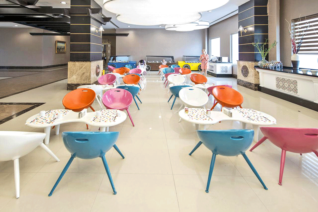 cheap resort hotels to Spend holiday with family