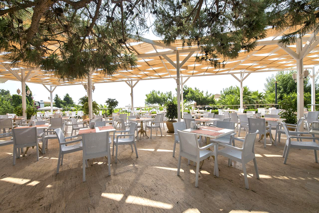 cheap resort hotels to Spend holiday with family