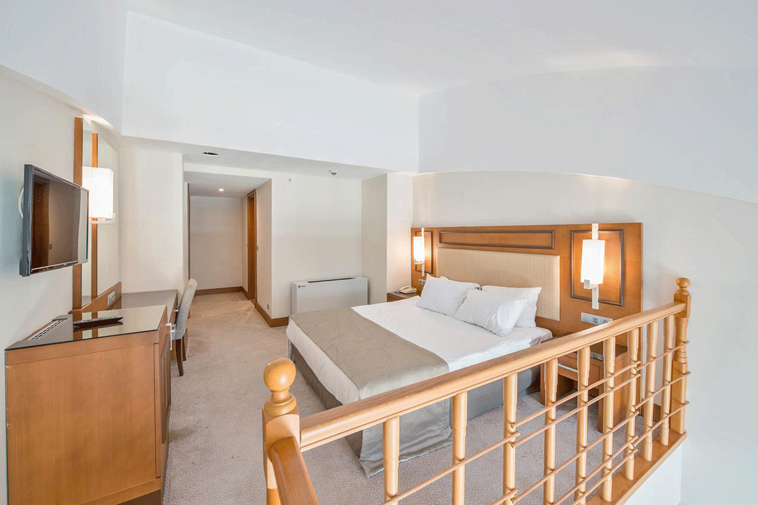 cheap resort hotels to Spend holiday with family