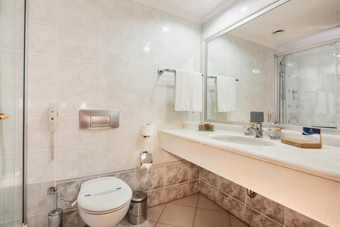 cheap resort hotels to Spend holiday with family