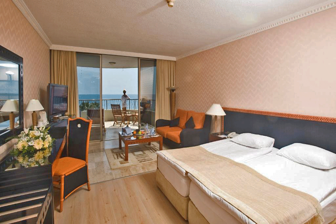 cheap resort hotels to Spend holiday with family