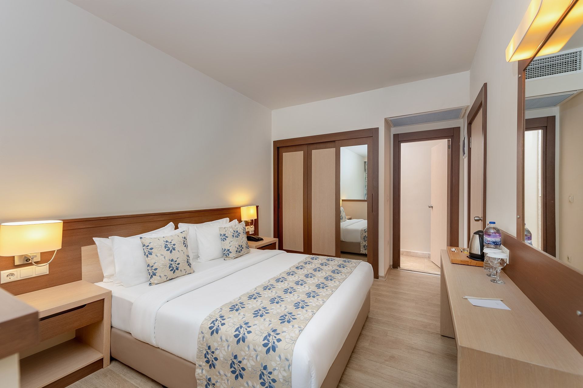 family bunglow bedroom turkey