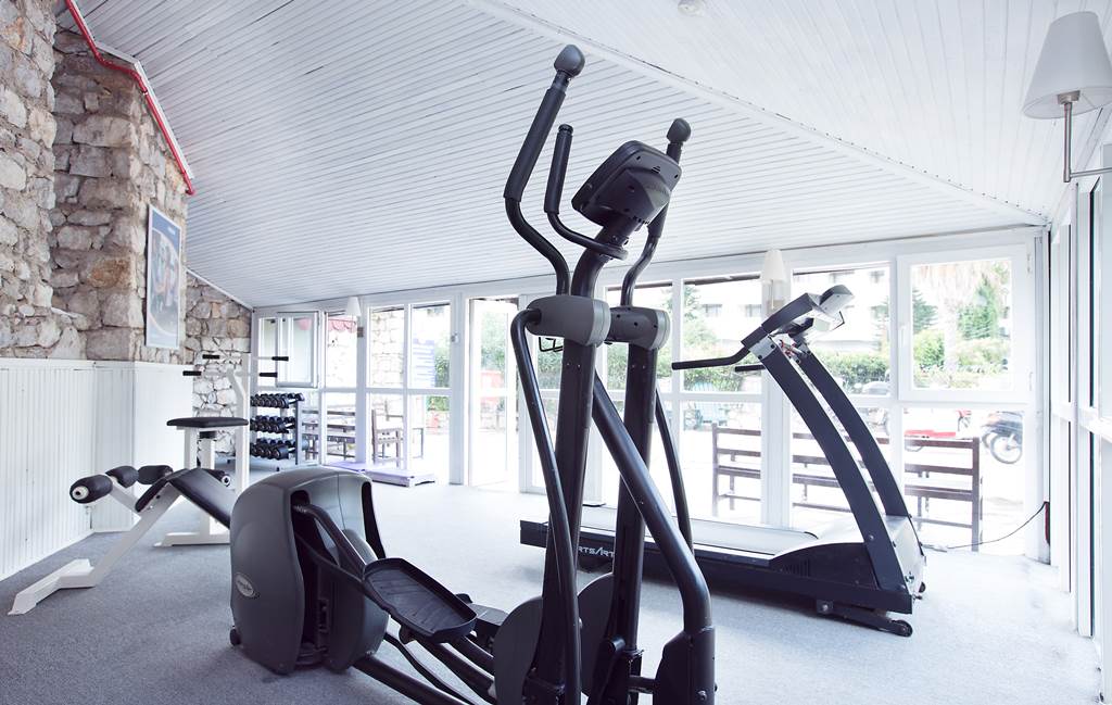 cheap resort hotels to Spend holiday with family