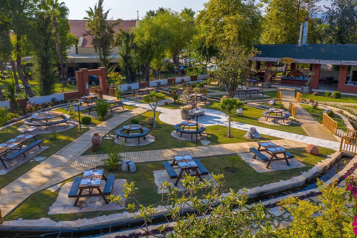 cheap resort hotels in Turkey to Spend holiday with family