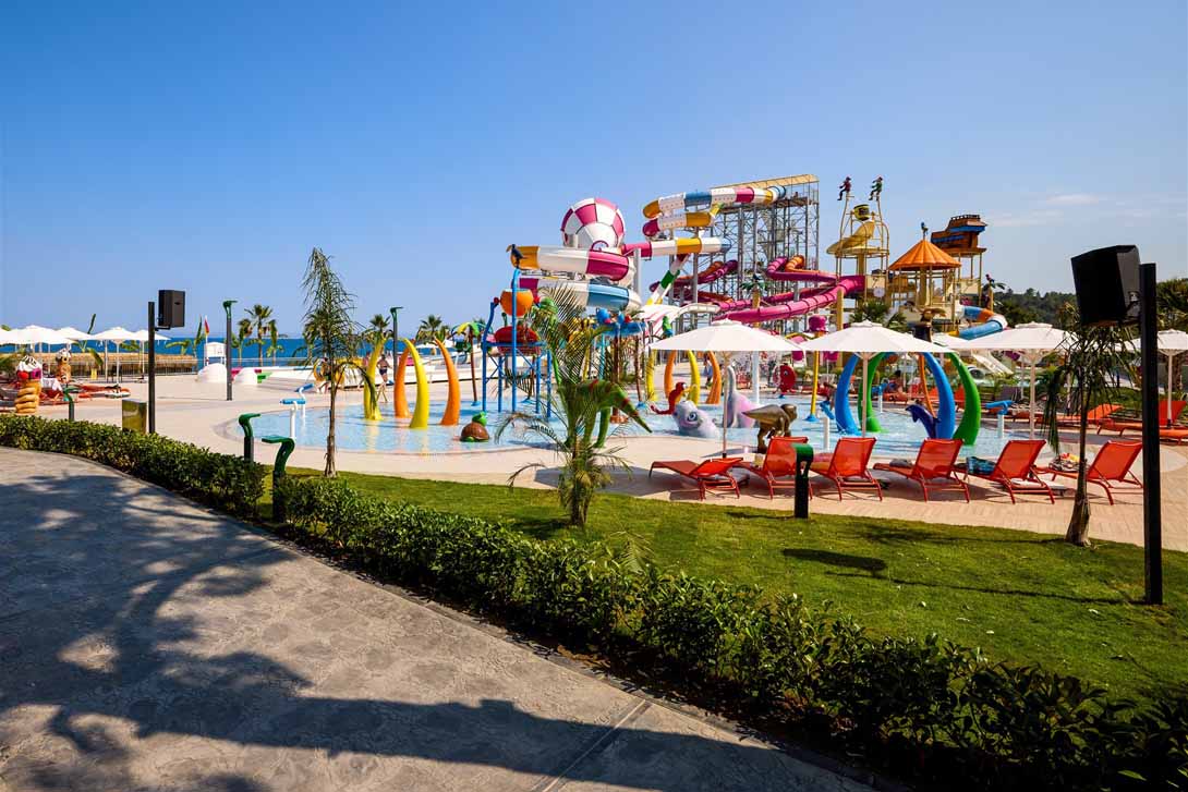 cheap resort hotels to Spend holiday with family