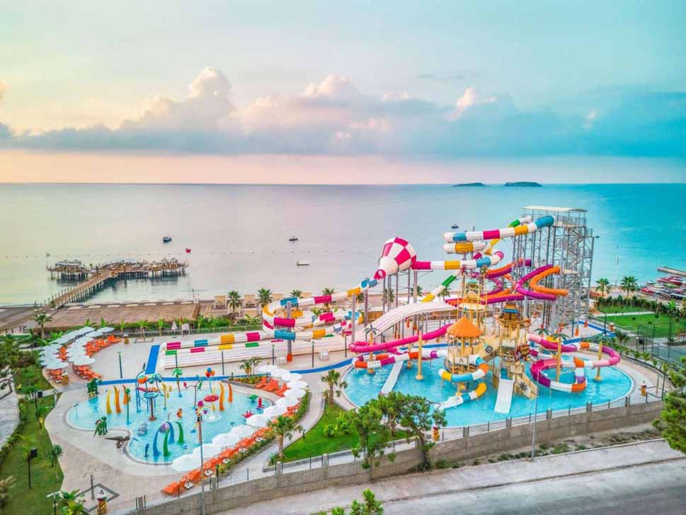 cheap resort hotels to Spend holiday with family