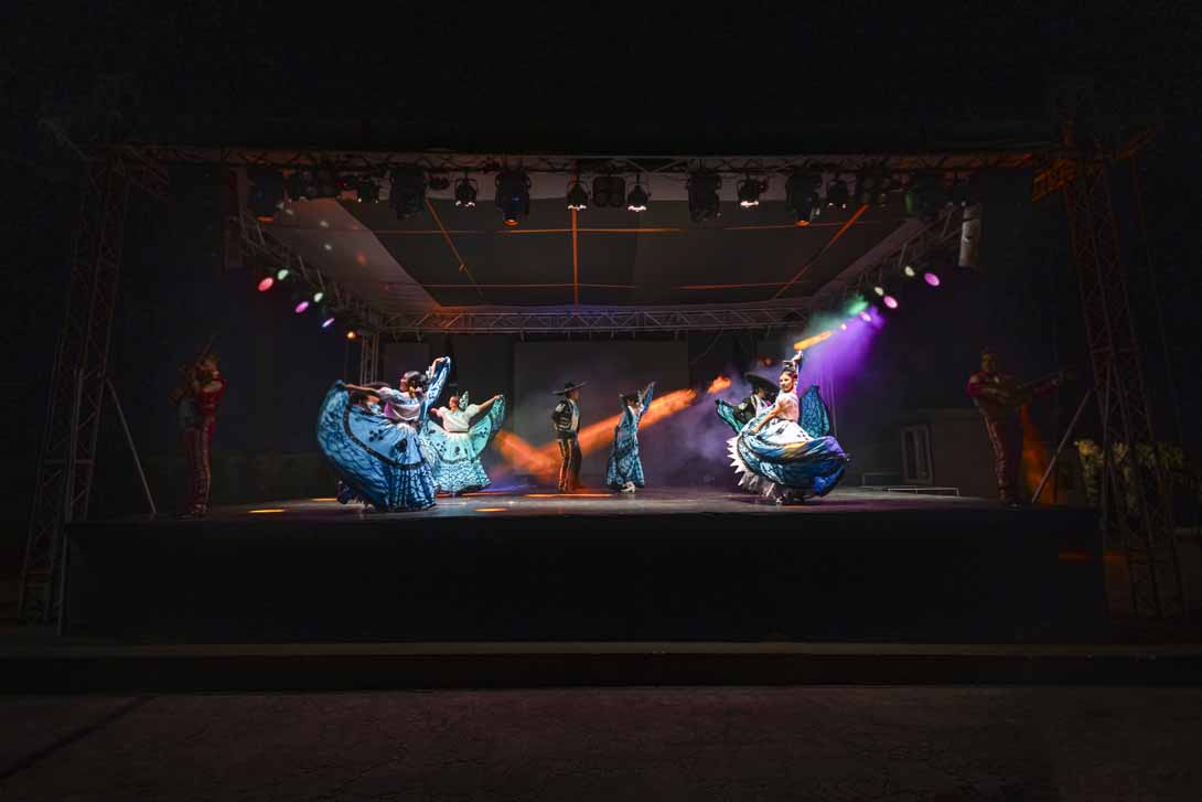 cheap resort hotels to Spend holiday with family