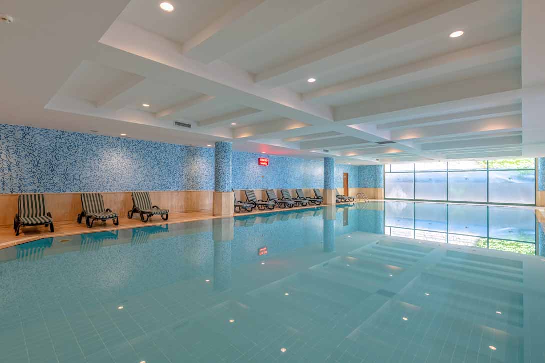 cheap resort hotels to Spend holiday with family