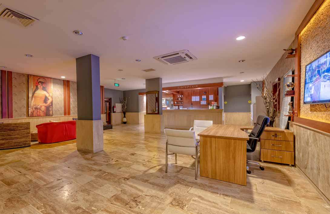 cheap resort hotels to Spend holiday with family