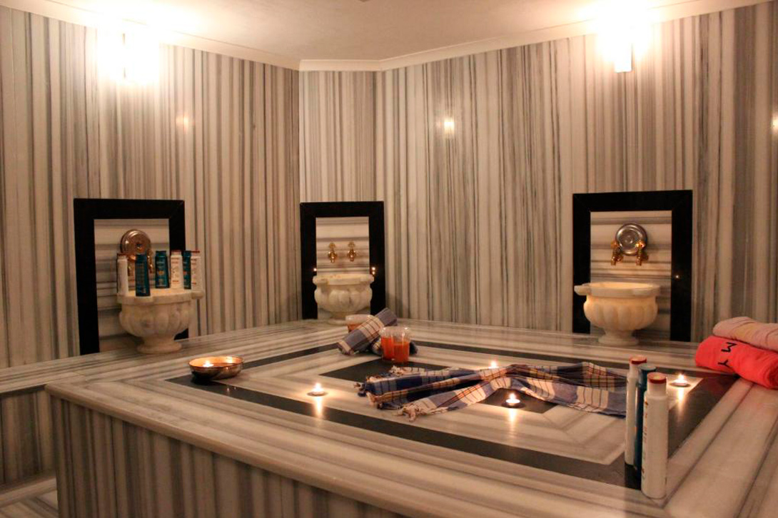 cheap resort hotels to Spend holiday with family