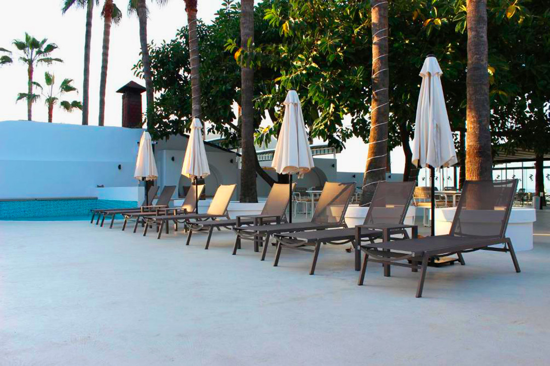 cheap resort hotels to Spend holiday with family