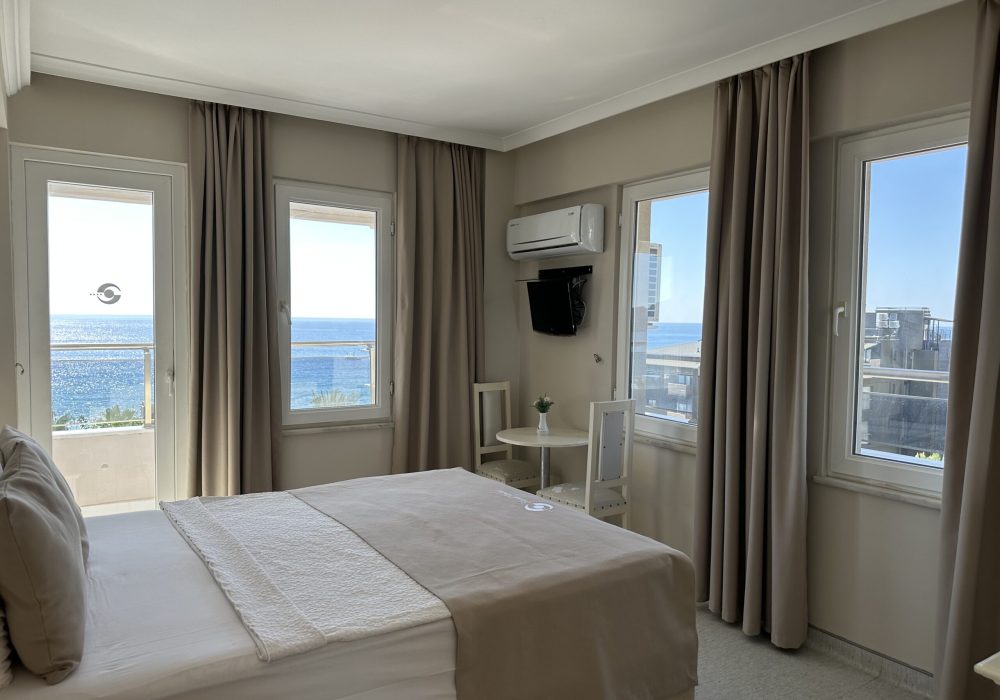 cheap resort hotels to Spend holiday with family