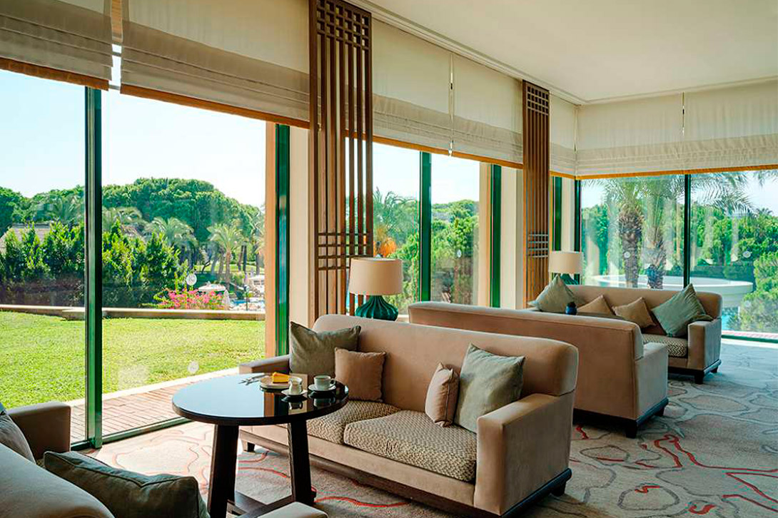 cheap resort hotels to Spend holiday with family