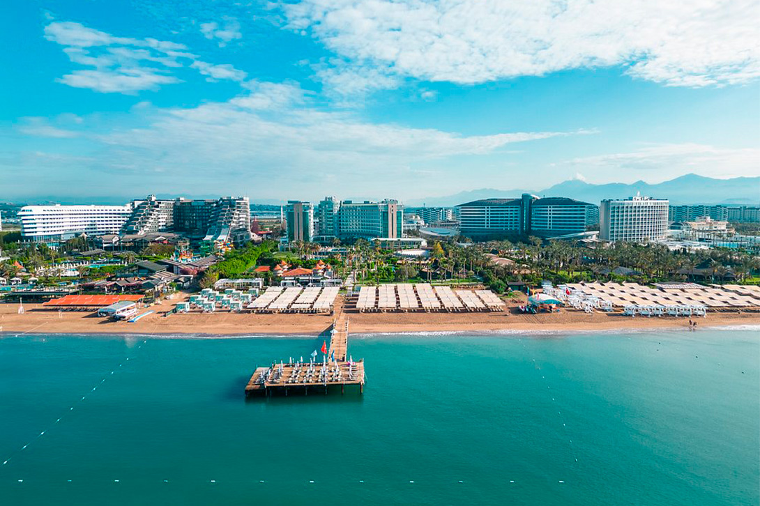 cheap resort hotels to Spend holiday with family