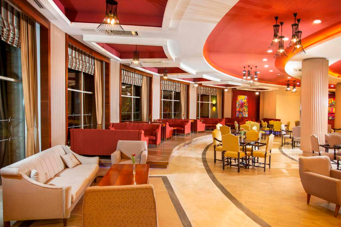 cheap resort hotels to Spend holiday with family