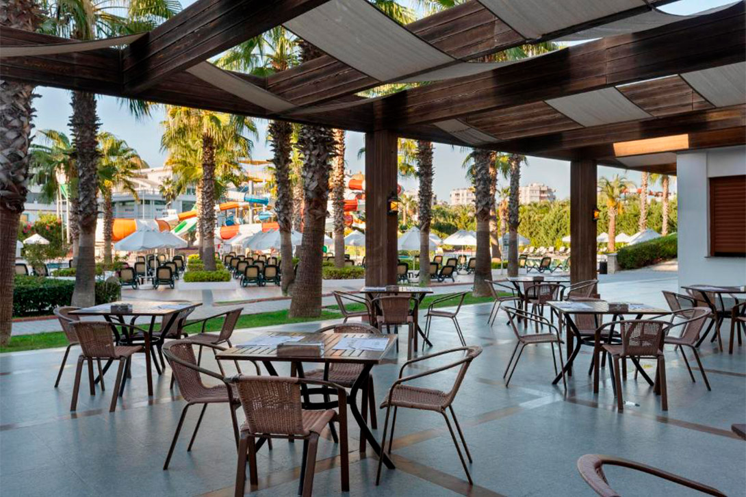 cheap resort hotels to Spend holiday with family