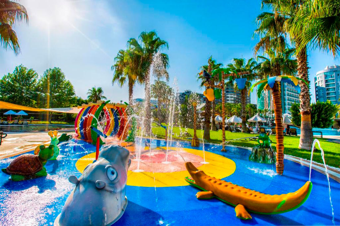 cheap resort hotels to Spend holiday with family