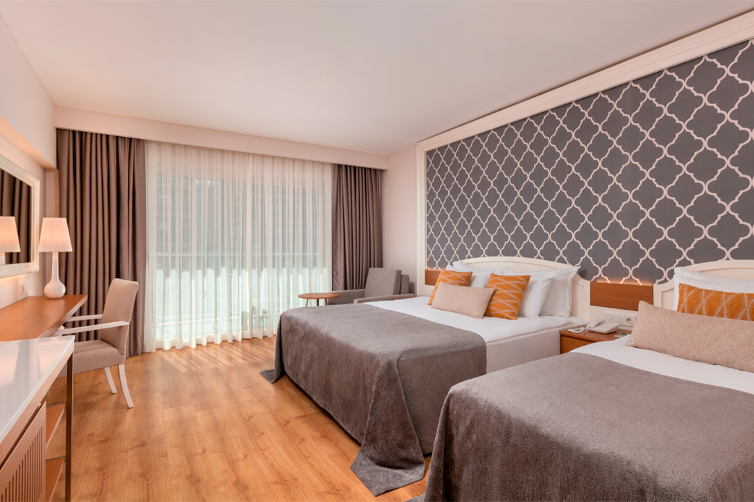 cheap resort hotels to Spend holiday with family