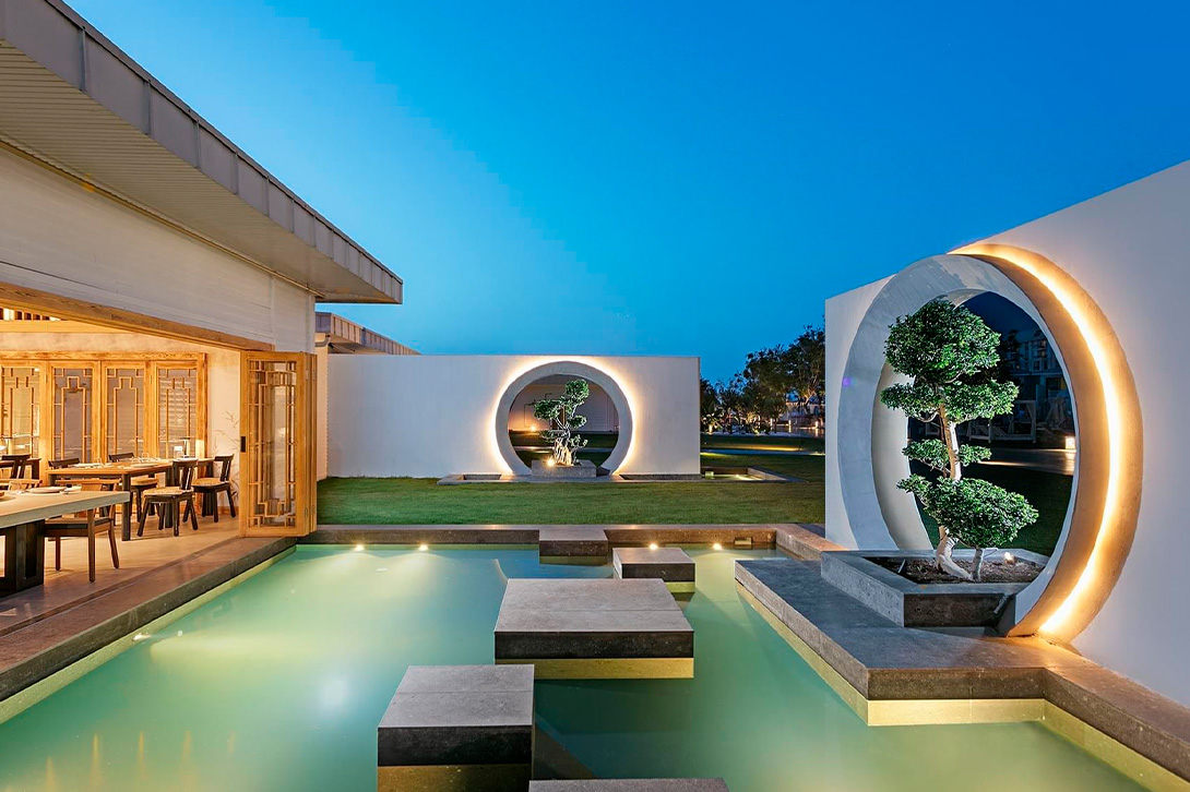 cheap resort hotels to Spend holiday with family