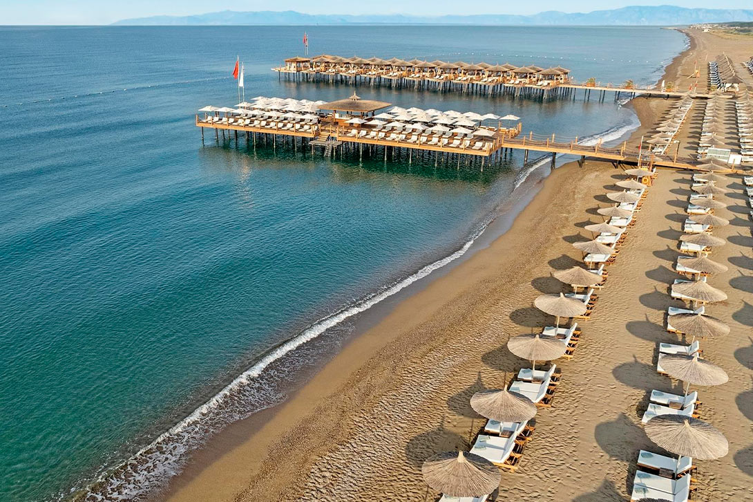 cheap resort hotels to Spend holiday with family