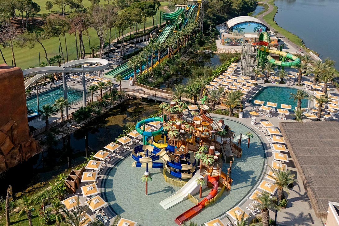 cheap resort hotels to Spend holiday with family