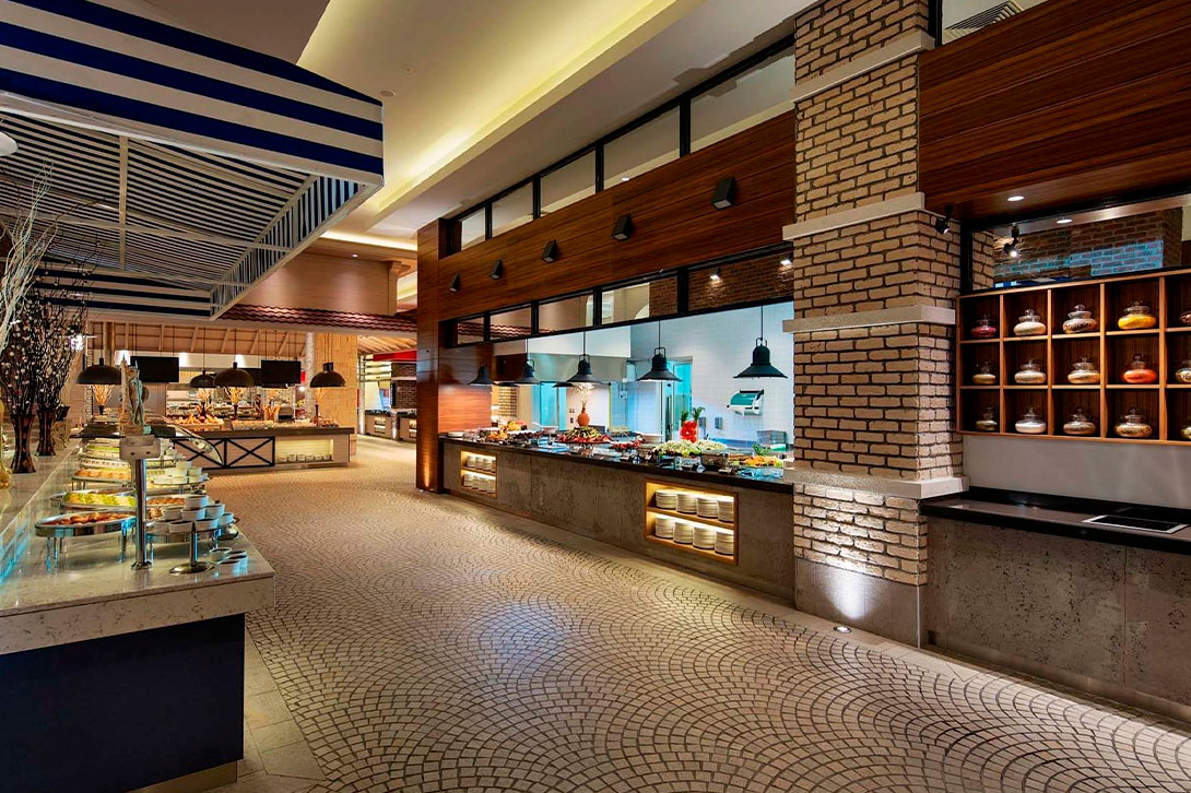 cheap resort hotels to Spend holiday with family