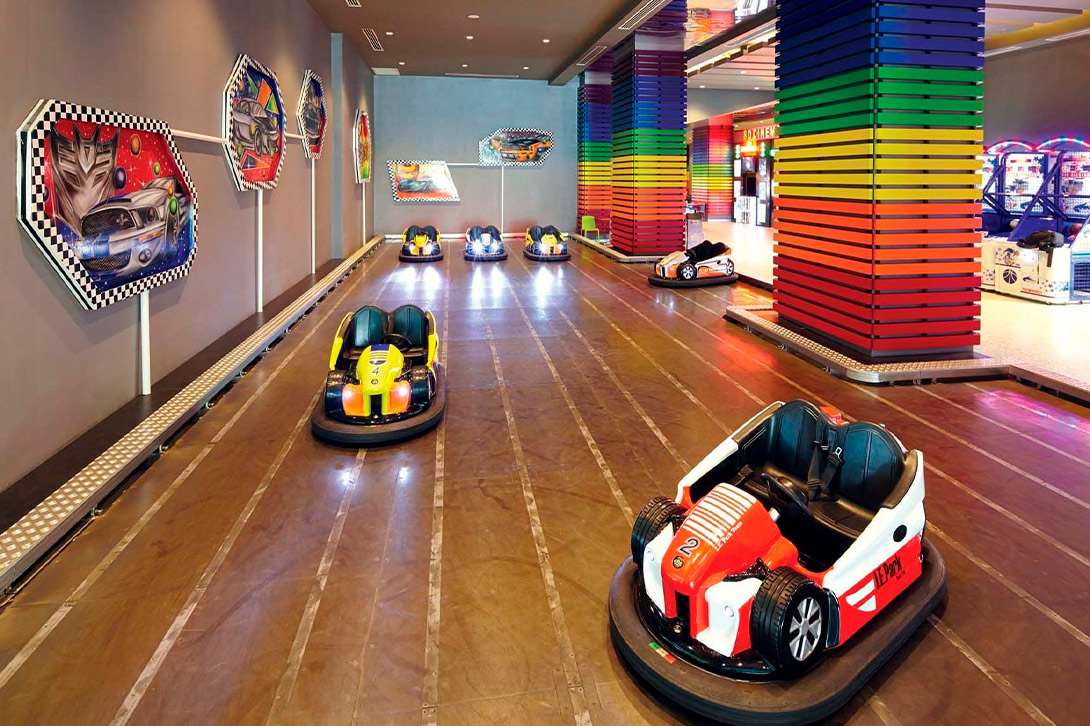 cheap resort hotels to Spend holiday with family