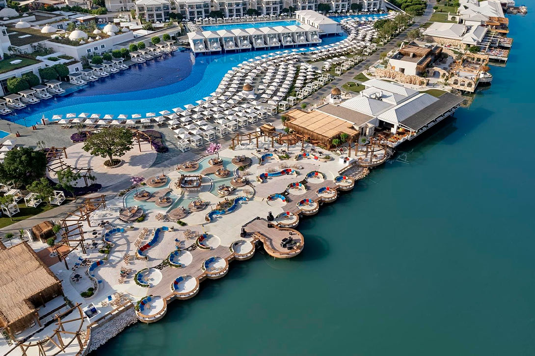 cheap resort hotels to Spend holiday with family