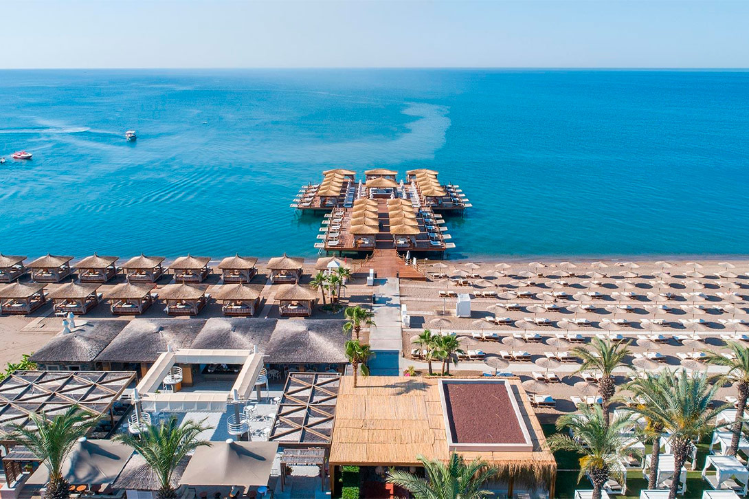 cheap resort hotels to Spend holiday with family