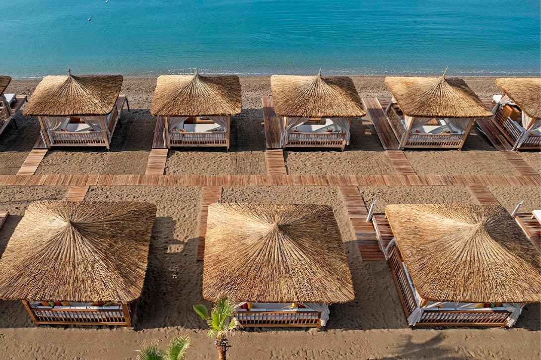 cheap resort hotels to Spend holiday with family
