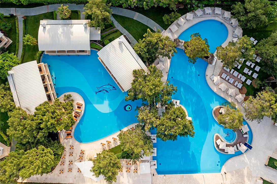 cheap resort hotels to Spend holiday with family