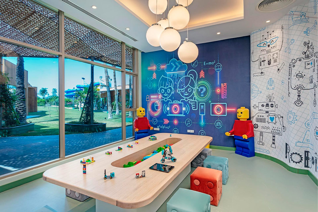 cheap resort hotels to Spend holiday with family