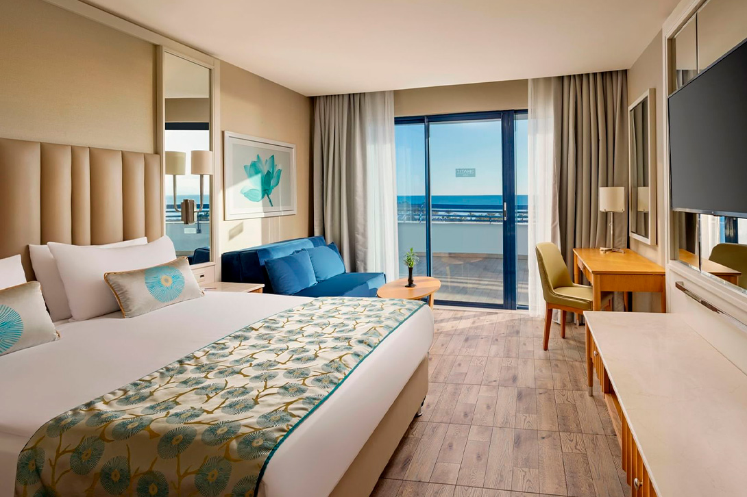 cheap resort hotels to Spend holiday with family