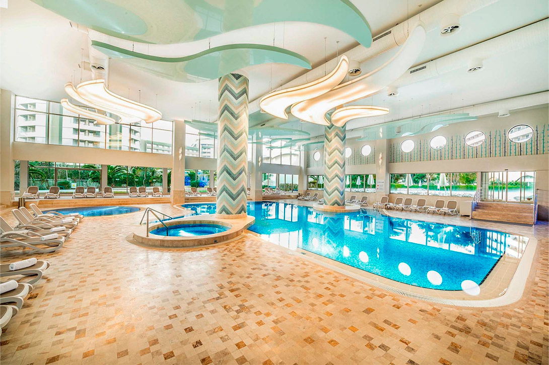 cheap resort hotels to Spend holiday with family