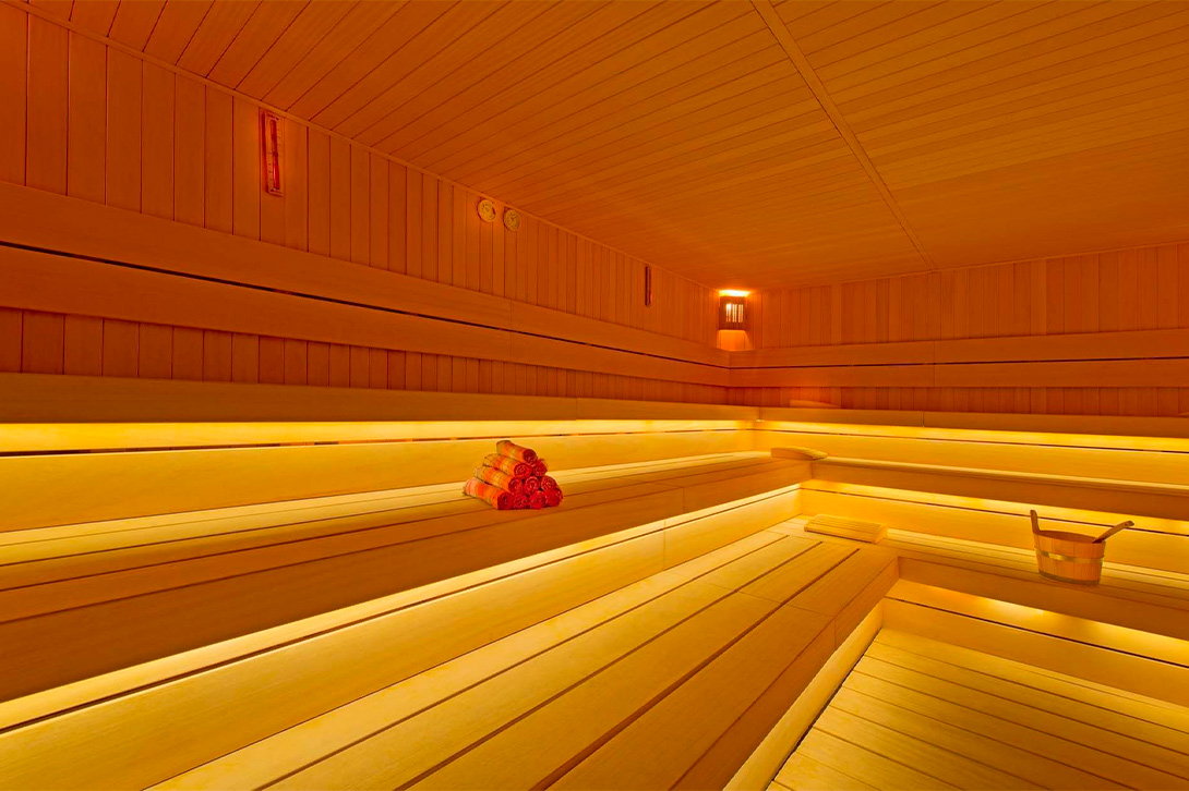 cheap resort hotels to Spend holiday with family