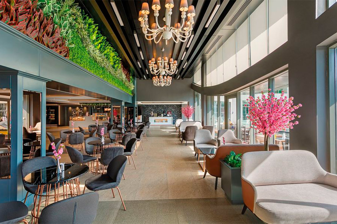 cheap resort hotels to Spend holiday with family