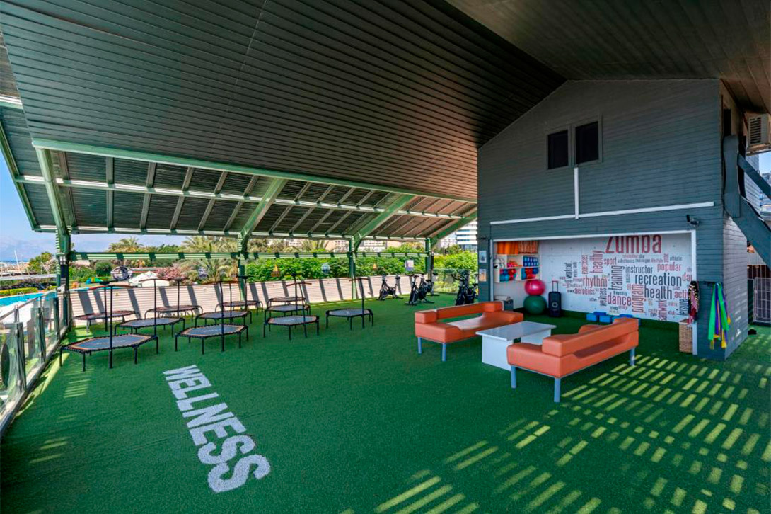 cheap resort hotels to Spend holiday with family