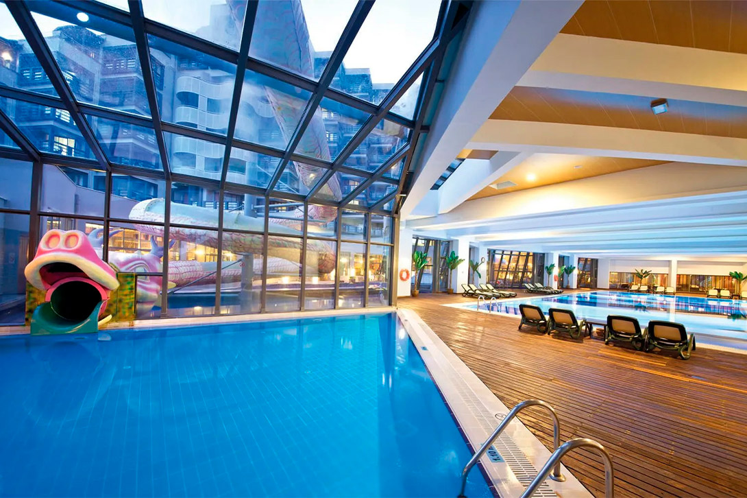 cheap resort hotels to Spend holiday with family