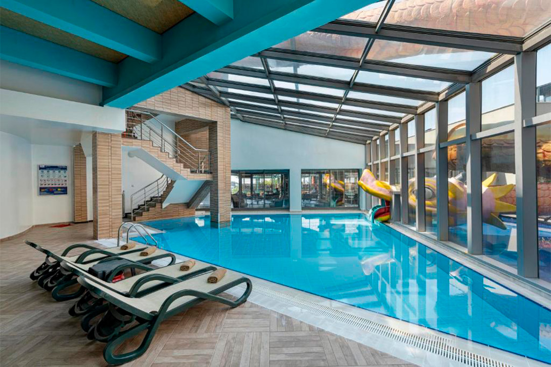 cheap resort hotels to Spend holiday with family