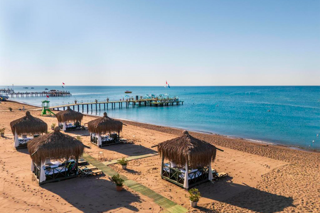 cheap resort hotels to Spend holiday with family