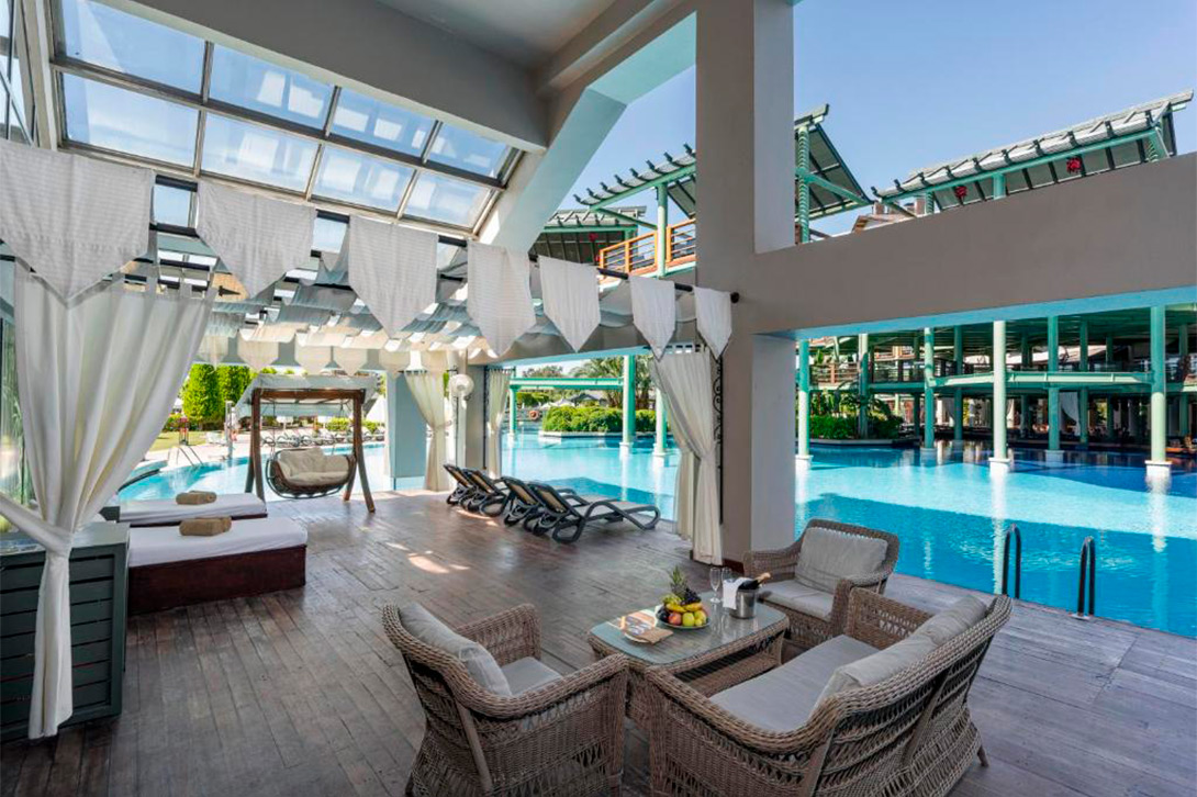 cheap resort hotels to Spend holiday with family