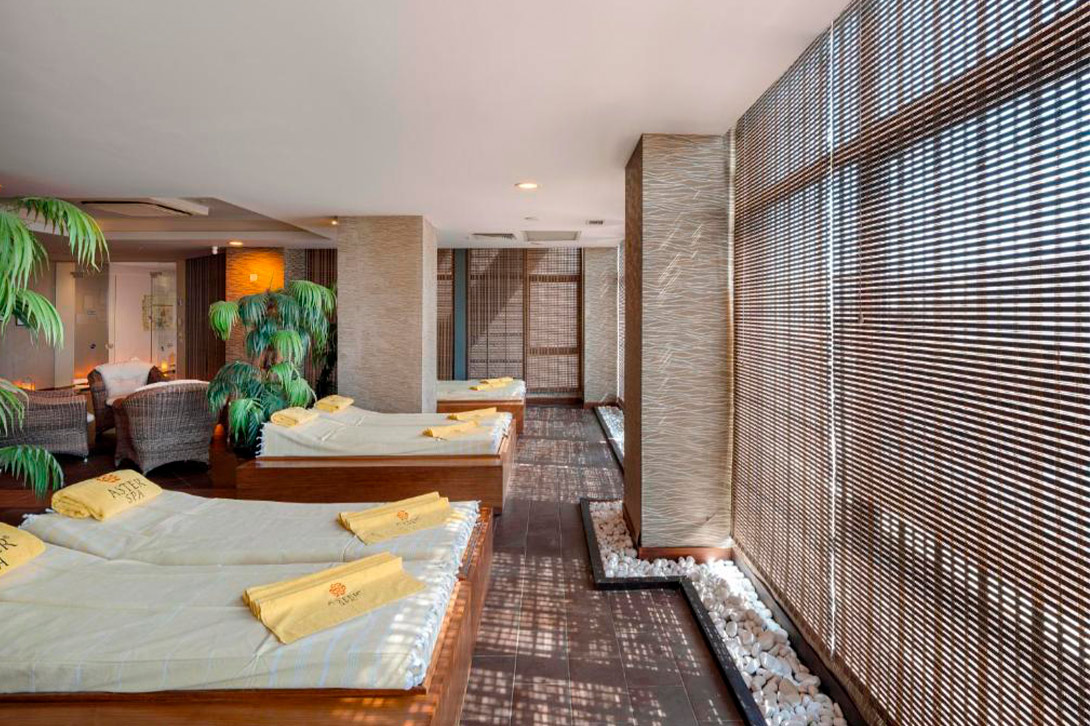 cheap resort hotels to Spend holiday with family