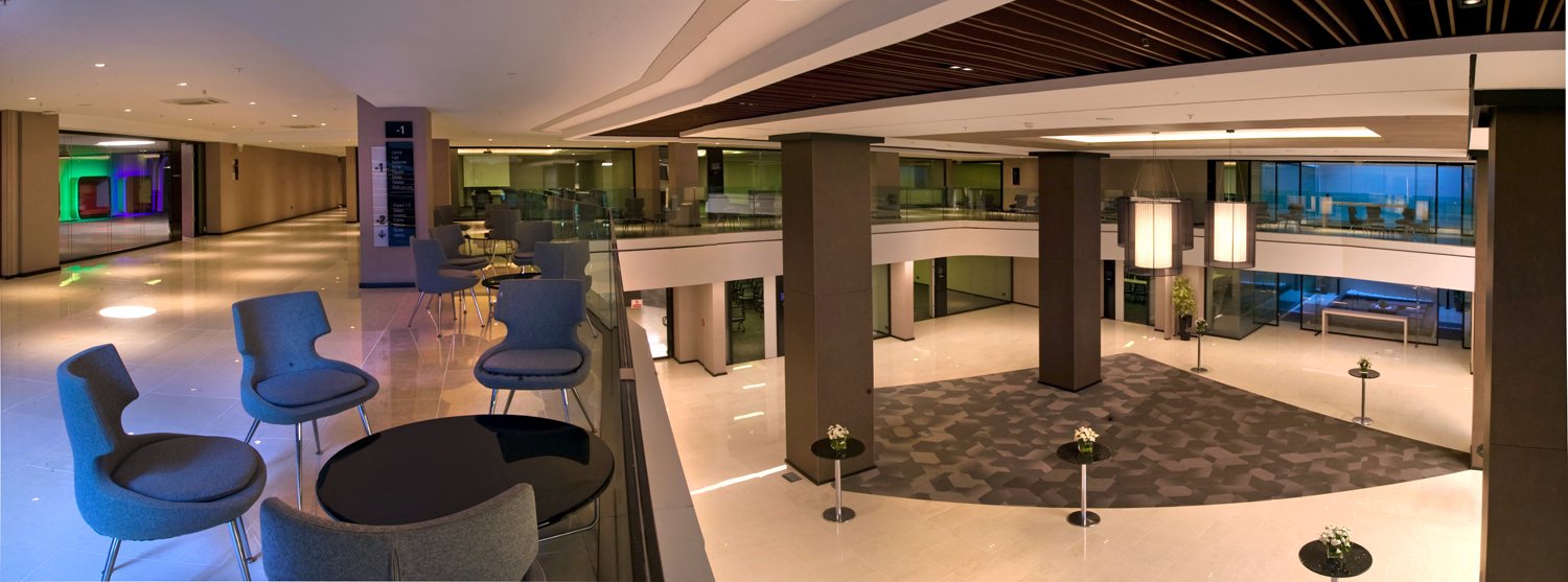 cheap resort hotels to Spend holiday with family