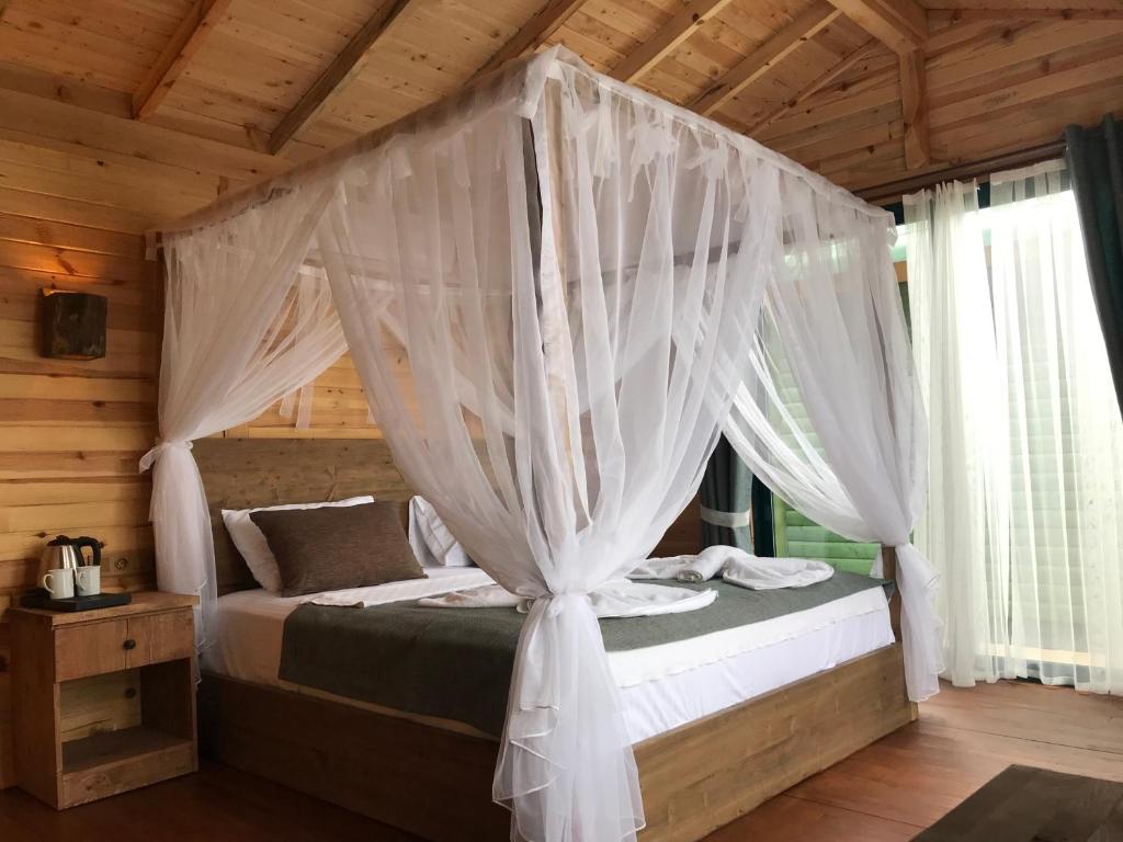 cheap resort hotels to Spend holiday with family