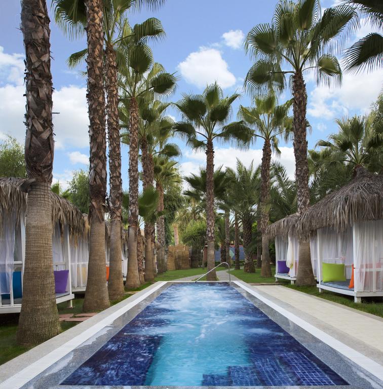 cheap resort hotels in Turkey to Spend holiday with family