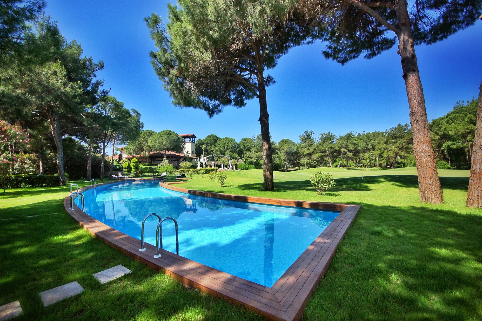 cheap resort hotels in Turkey to Spend holiday with family