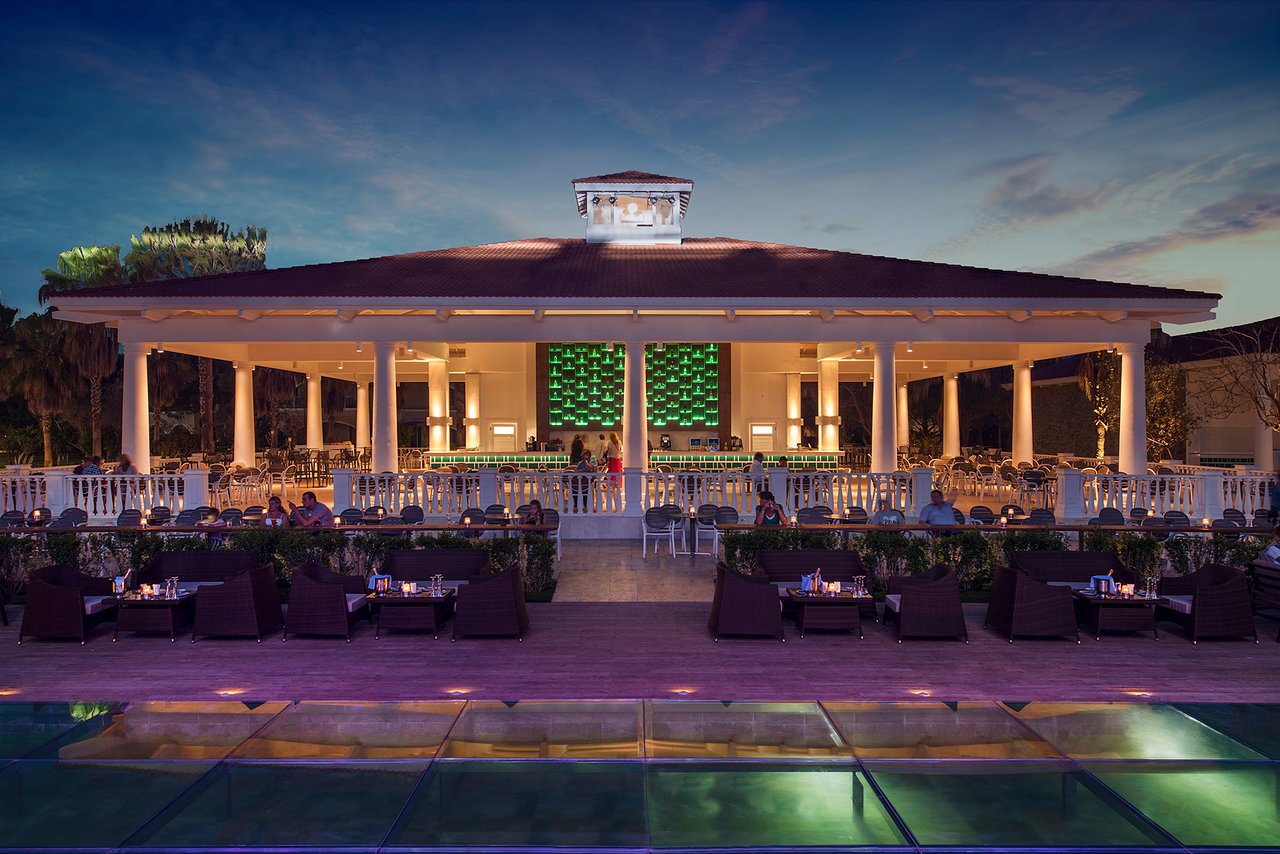 cheap resort hotels in Turkey to Spend holiday with family