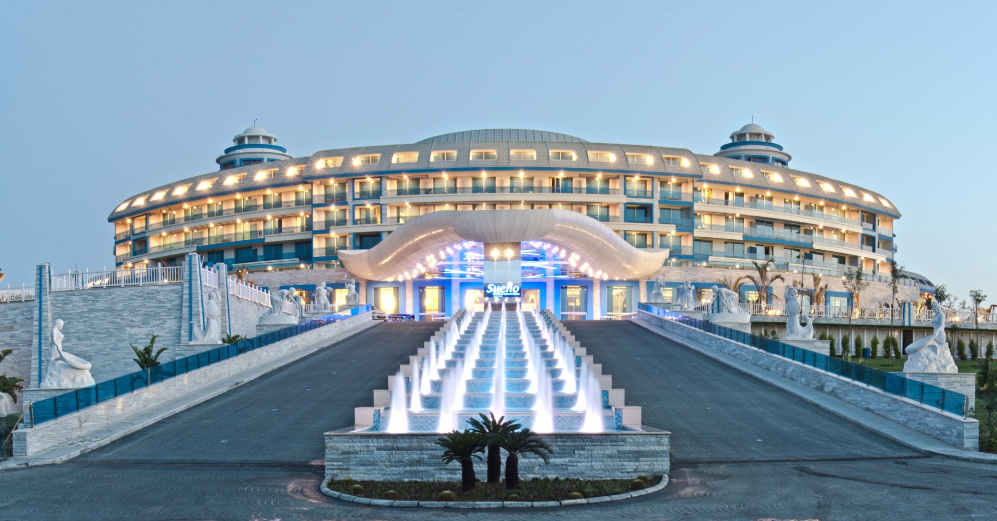 Sueno Hotels Deluxe Belek Antalya Entrance
